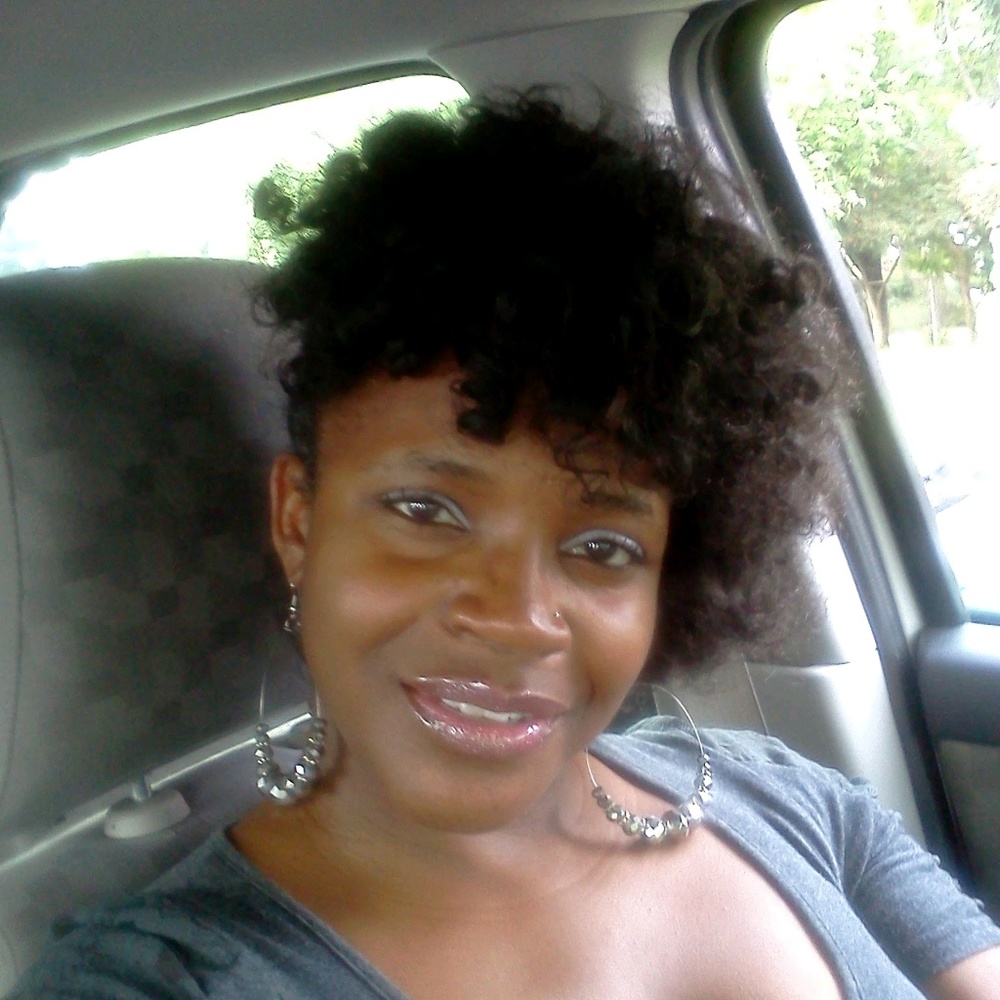 Meet your Posher, Felicia